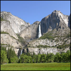 Yosemite Falls Screensaver